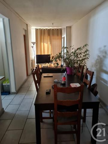 Immeuble à vendre  303 m2 COUTRAS - 33