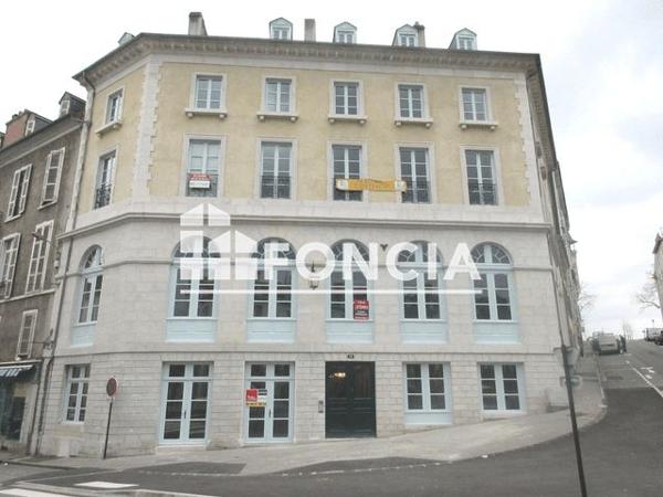 Location Appartement 2 pièces 47.8 m² - 12 PLACE GRAMONT Pau 64000