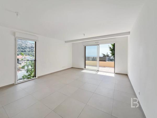 La Turbie 2 Pièces Avant Dernier Etage avec Vue Mer Panoramique 180° et Terrasse