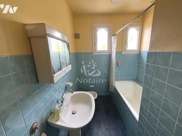 Maison familiale de 132 m² avec jardin clos, à proximité du centre de Plouescat