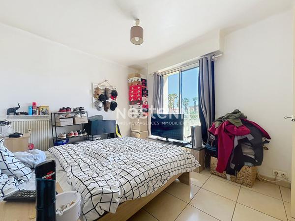 Golfe-Juan - 3P - 76m² - Proche mer - Parking - Cave - 2 terrasses - Sud - Centre ville - Calme