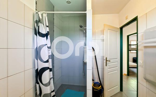 Maison à vendre    5 pièces •  Saint-Alban-Auriolles