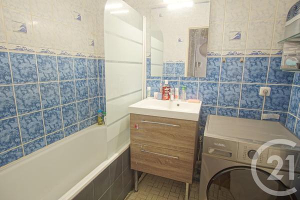 Appartement F2 à vendre  2 pièces - 52,54 m2 CHOISY LE ROI - 94