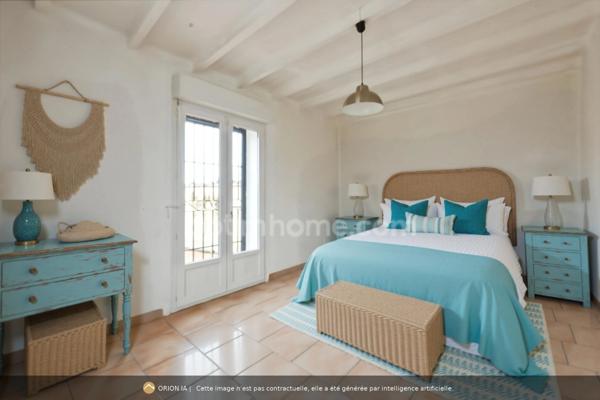 Un authentique mas provençal avec dépendance attenante, à moins de 5 minutes de la gare d'Orange