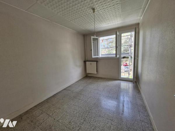 Appartement T3 + Cave + place de parking