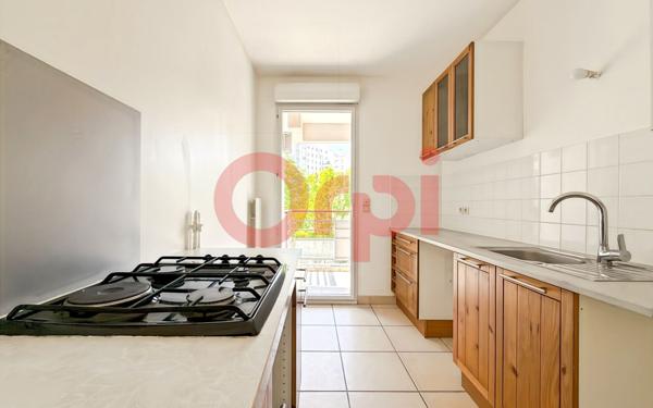 Appartement à vendre    3 pièces • 64 m2 Lyon 3