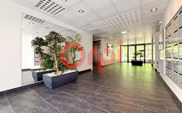 Appartement à vendre    3 pièces • 64 m2 Lyon 3