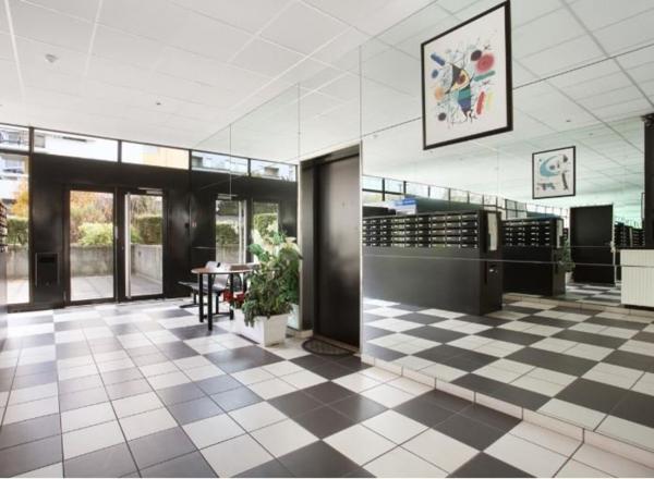 INVESTISSEMENT LOCATIF – GRENOBLE – Résidence Étudiante Neoresid Vigny Musset - 6,36% de rentabilité