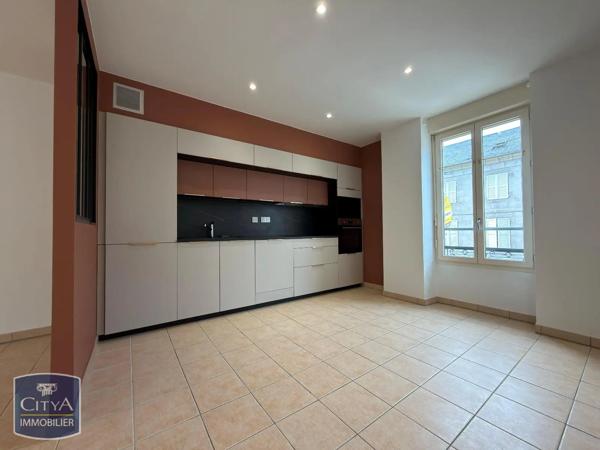Appartement à louer 3 pièces 78.5m² Malemort (19360)