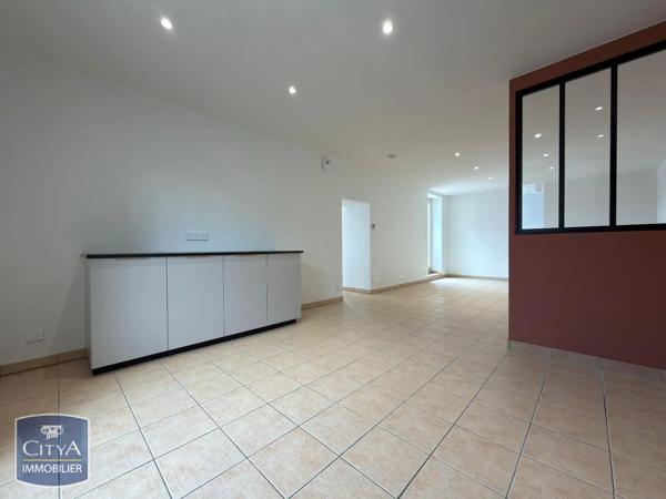 Appartement à louer 3 pièces 78.5m² Malemort (19360)