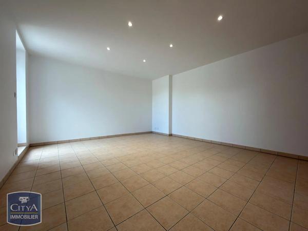 Appartement à louer 3 pièces 78.5m² Malemort (19360)