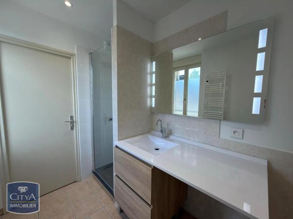 Appartement à louer 3 pièces 78.5m² Malemort (19360)