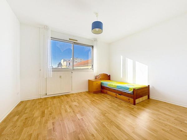 Cœur Gratte-Ciel, T4 90 m2 entièrement rénové