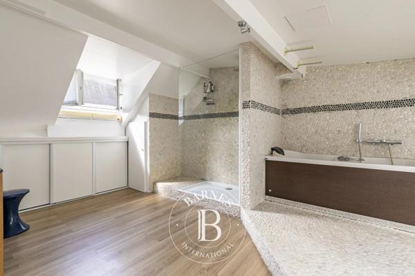 Paris 6ème, Appartement 4 Chambres -  134 m² à vendre
