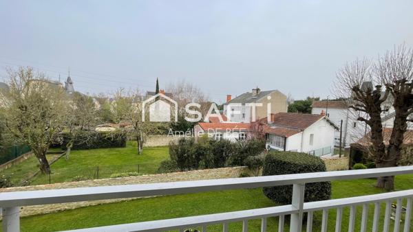 Appartement Spacieux traversant 3 chambres, emplacement exceptionnel à quelques pas du mail, des parcs et de l'océan