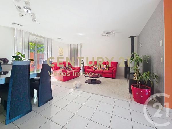 Maison à vendre  5 pièces - 100,95 m 2   GIGEAN  - 34