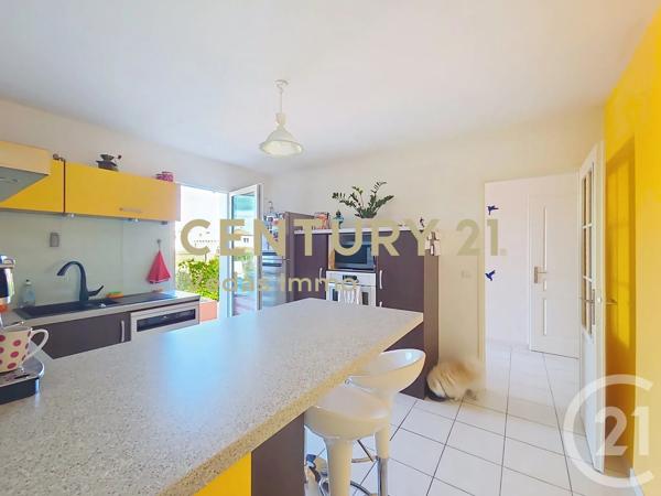 Maison à vendre  5 pièces - 100,95 m 2   GIGEAN  - 34