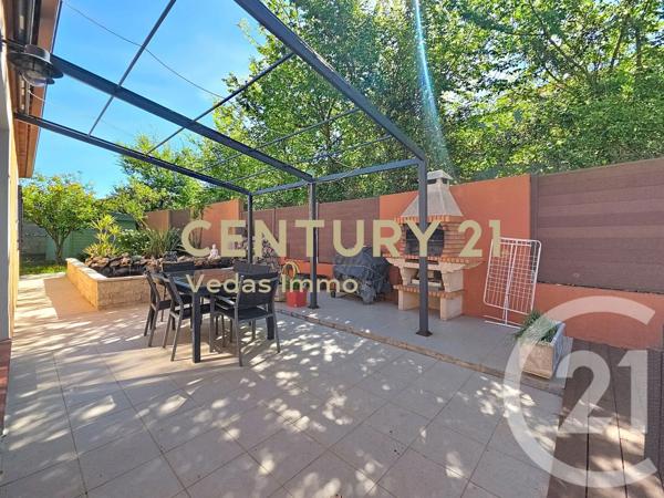 Maison à vendre  5 pièces - 100,95 m 2   GIGEAN  - 34