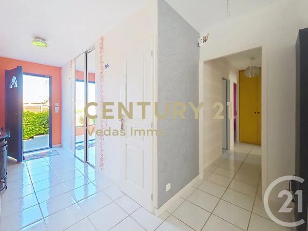 Maison à vendre  5 pièces - 100,95 m 2   GIGEAN  - 34