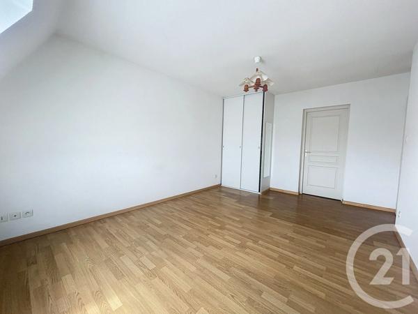 Appartement F2 à vendre  2 pièces - 70 m 2   ST POURCAIN SUR SIOULE  - 03