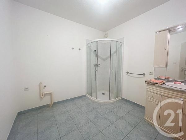 Appartement F2 à vendre  2 pièces - 70 m 2   ST POURCAIN SUR SIOULE  - 03