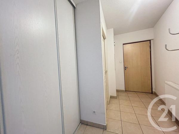 Appartement F2 à vendre  2 pièces - 70 m 2   ST POURCAIN SUR SIOULE  - 03