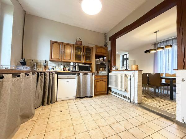 Belle maison située à 2 mn de la Gare Magneux-Courlandon