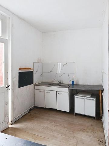 Maison 3 pièces à rénover – 2 chambres – Jardin – Proche commerces