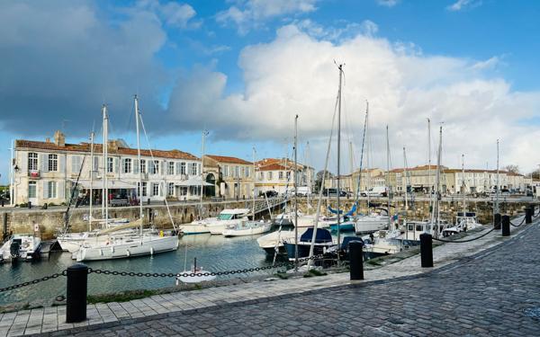 Appartement à vendre    3 pièces • 61 m2 Saint-Martin-de-Ré
