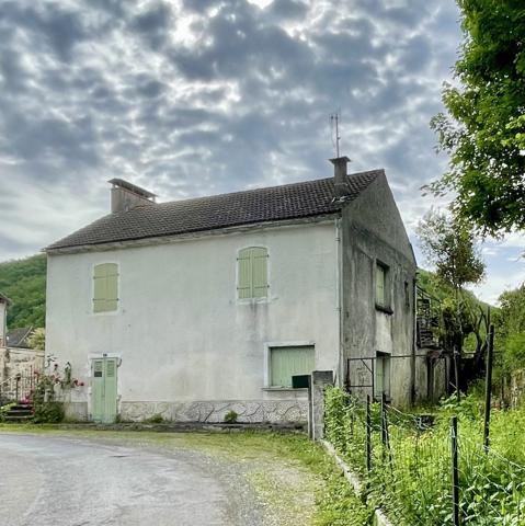Maison en pierre à rénover