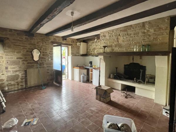 Maison en pierre à rénover
