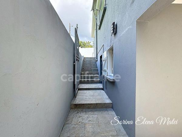 Maison à vendre 7 pièces (971)