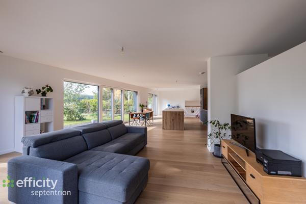 Maison 5 pièces - 173 m² Exclusivité efficity