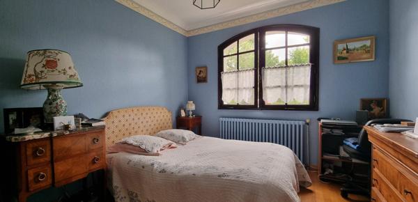 Maison à vendre    8 pièces • 261 m2 Bizanos