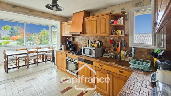 Maison rénovée à vendre 7 pièces (71)