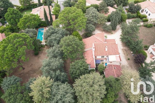 Maison à vendre 6 pièces 172 m² Éguilles