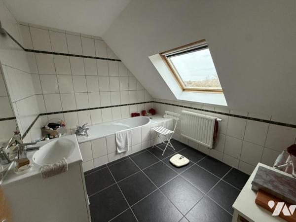 Pavillon individuel de 2009 - Chambre avec sdb au rdc.