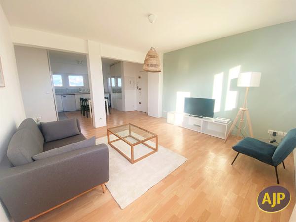Appartement à louer Libourne : 4 pièces, 72m² avec 3 chambre(s) à 745€ - AJP Immobilier Saint Andre de Cubzac