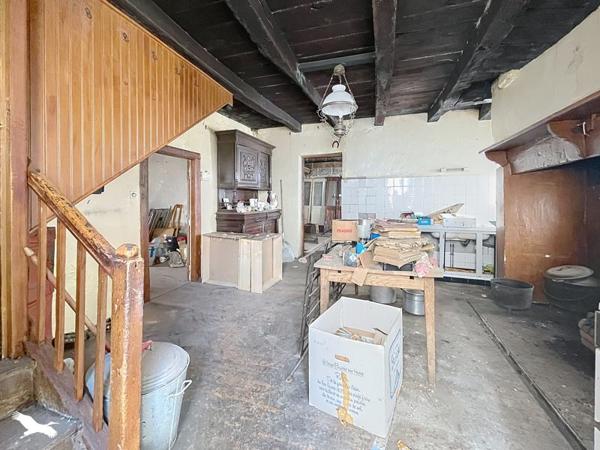 Maison à vendre 60 000 € Ussac 4 p 90 m² DPE