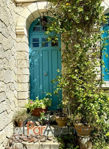 VILLA DE STYLE BALNEAIRE 6 PIECES