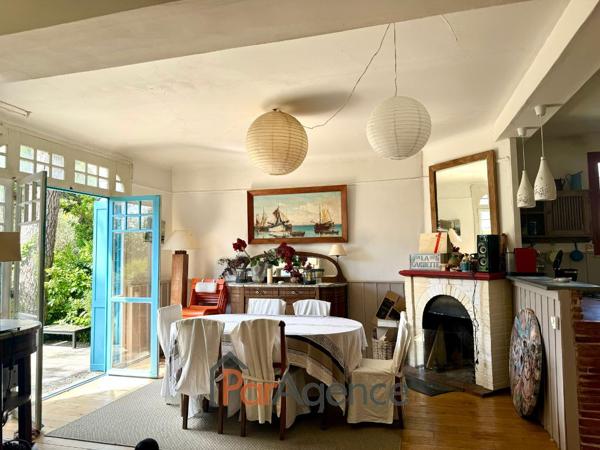 VILLA DE STYLE BALNEAIRE 6 PIECES