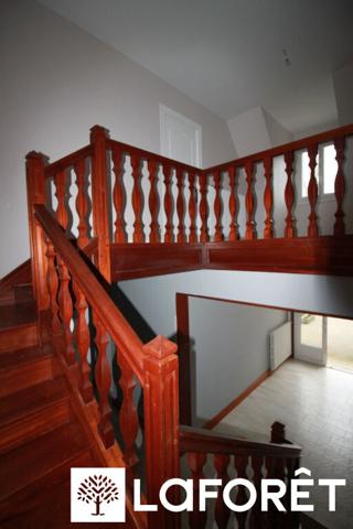 Location maison Thiviers - 4 pièce(s) - 160 m² - 990 €/mois