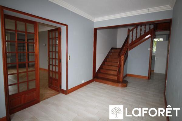 Location maison Thiviers - 4 pièce(s) - 160 m² - 990 €/mois