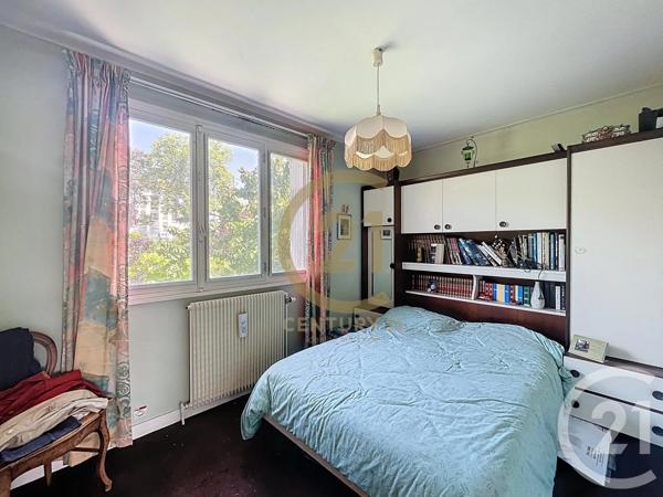 Maison à vendre  4 pièces - 97 m 2   BRIGNAIS  - 69