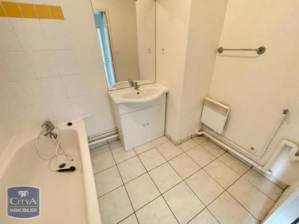 Appartement à louer 2 pièces 48.37m²