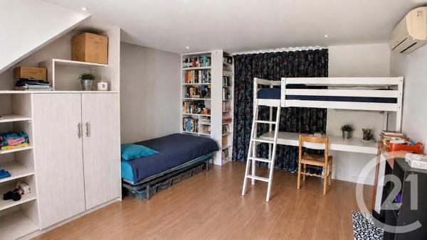 Appartement T5 à vendre  5 pièces - 145,56 m 2   AIX LES BAINS  - 73