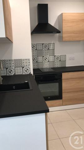 Immeuble à vendre  210 m 2   GIVORS  - 69