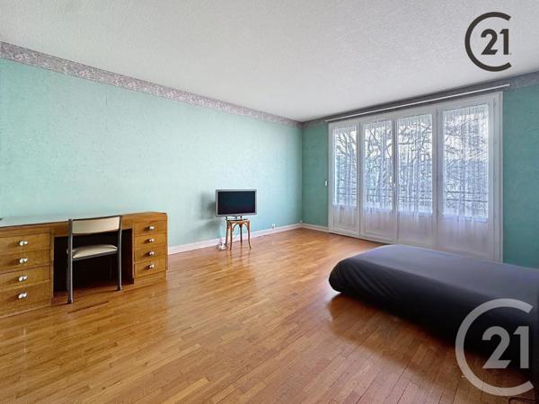 Appartement F3 à vendre  3 pièces - 73 m2 TROYES - 10