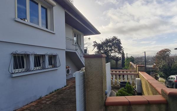 Maison à vendre    6 pièces •  Agen