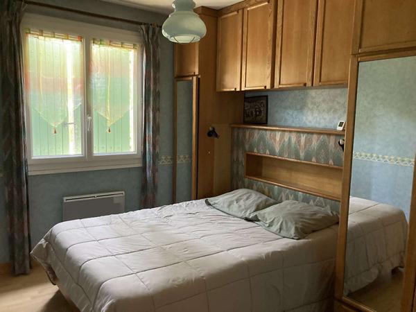 Maison Nieul sur Mer, 3 chambres, 3 garages, piscine, dépendances.